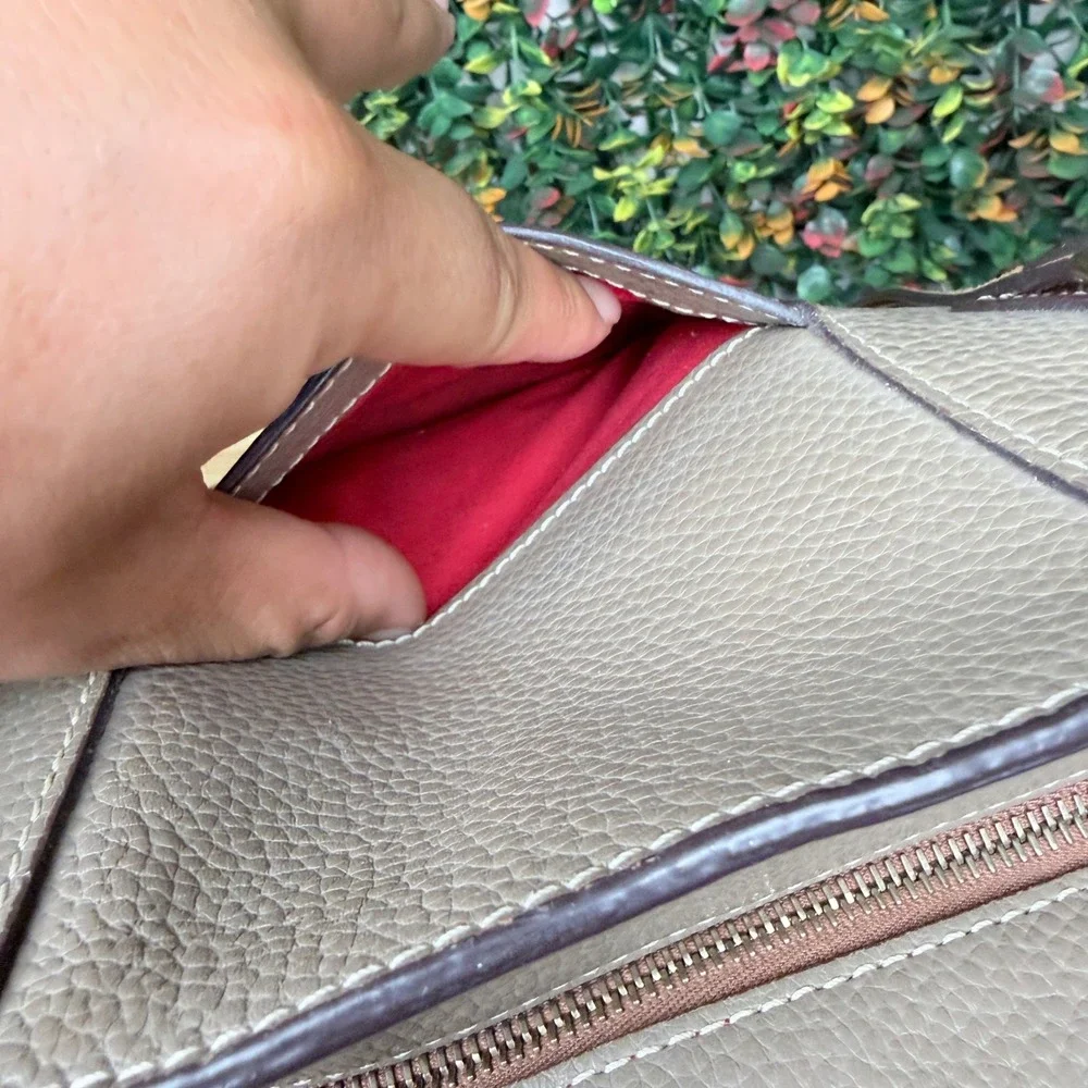 Dooney & Bourke Taupe Pebbled Leather Tote Bag Brown Trim Red Lining Medium